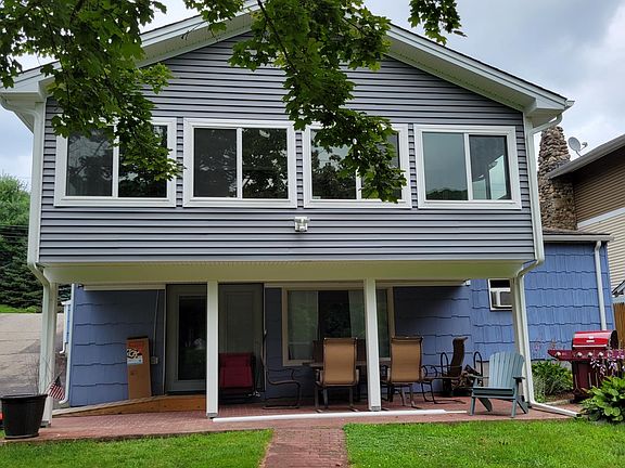 2nd image of 473 Roosevelt Dr