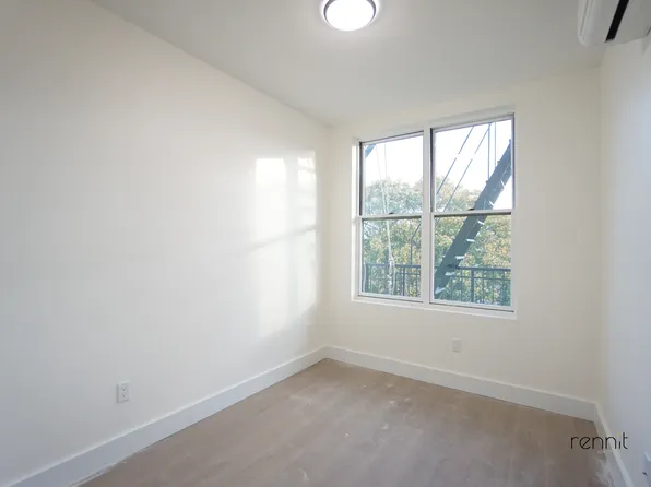 1620 Prospect Place image 13 of 20