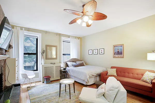 Rented by Town Residential | media 7