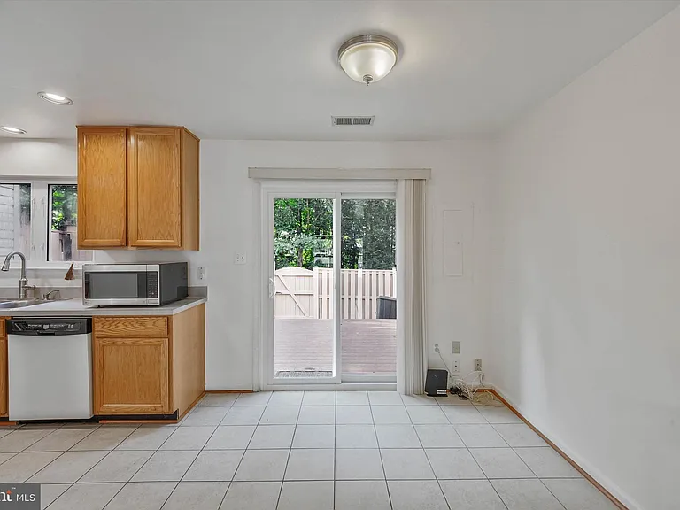 14844 Edman Cir — Photo 11