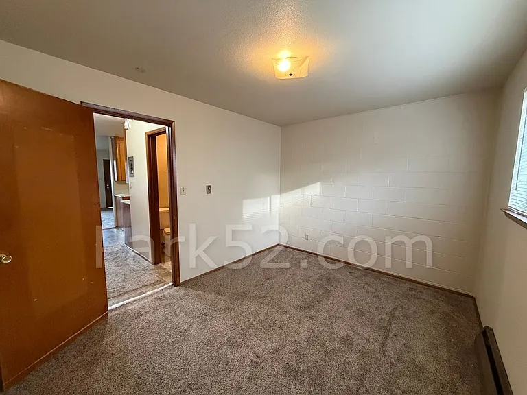 3402 S 54th St #3 — Photo 11