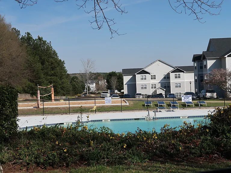 136 E University Village Dr — Photo 8