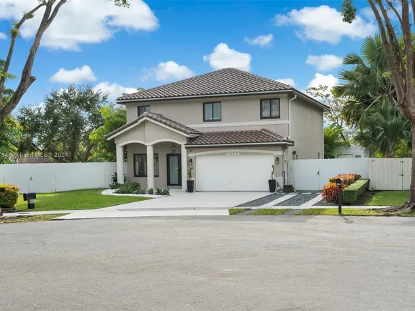 21342 SW 90th Ct, Cutler Bay, FL 33189