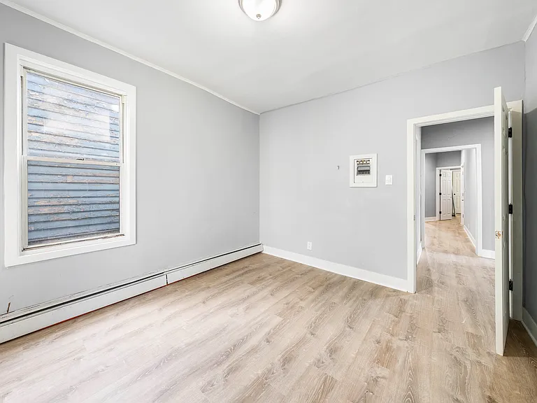 170 N 15th St #2 — Photo 10