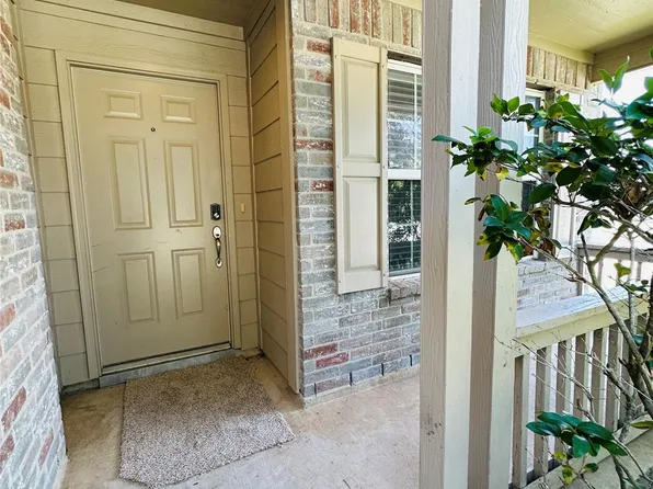 18139 Mossy Creek Ln, Richmond, TX 77407