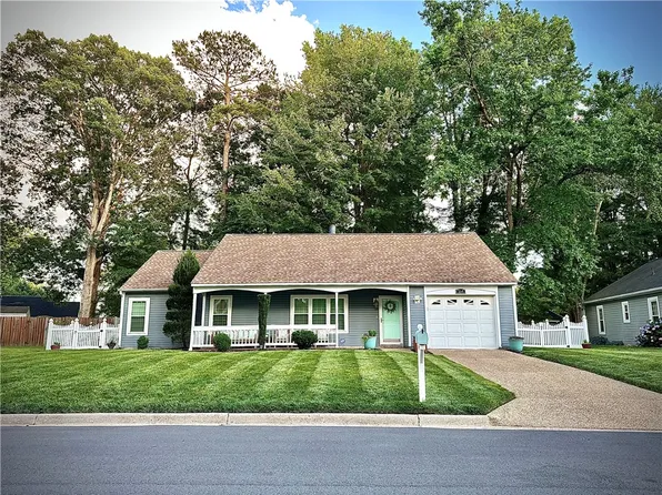 164 Nottingham Trl, Newport News, VA 23602