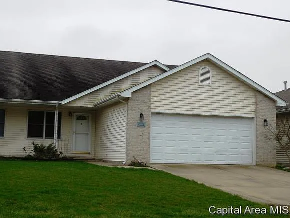 2420 Neil St photo 1