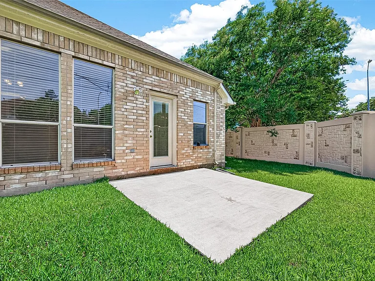 12338 Ashford Hollow Dr — Photo 48