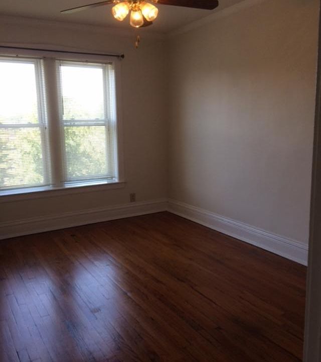 2nd image of 5037 N Ashland Ave #3
