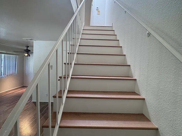 5729 Hazeltine Ave #2 — Photo 10