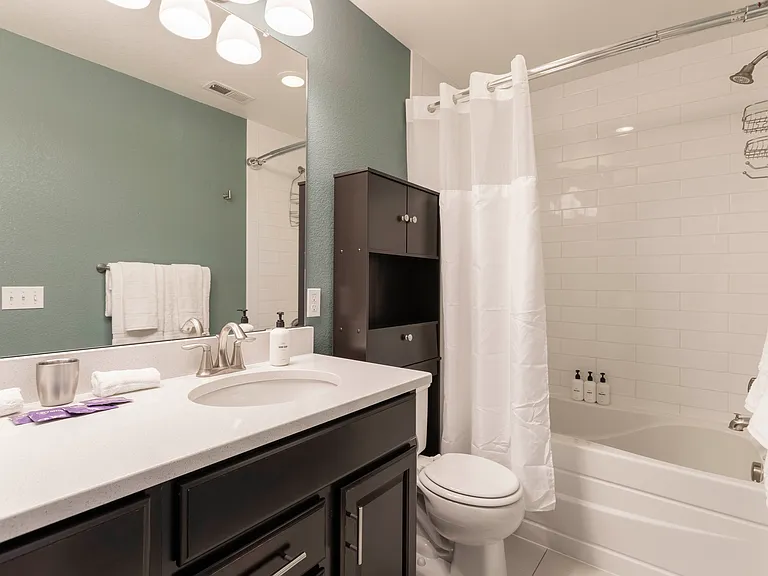 3358 Valentia St — Photo 13