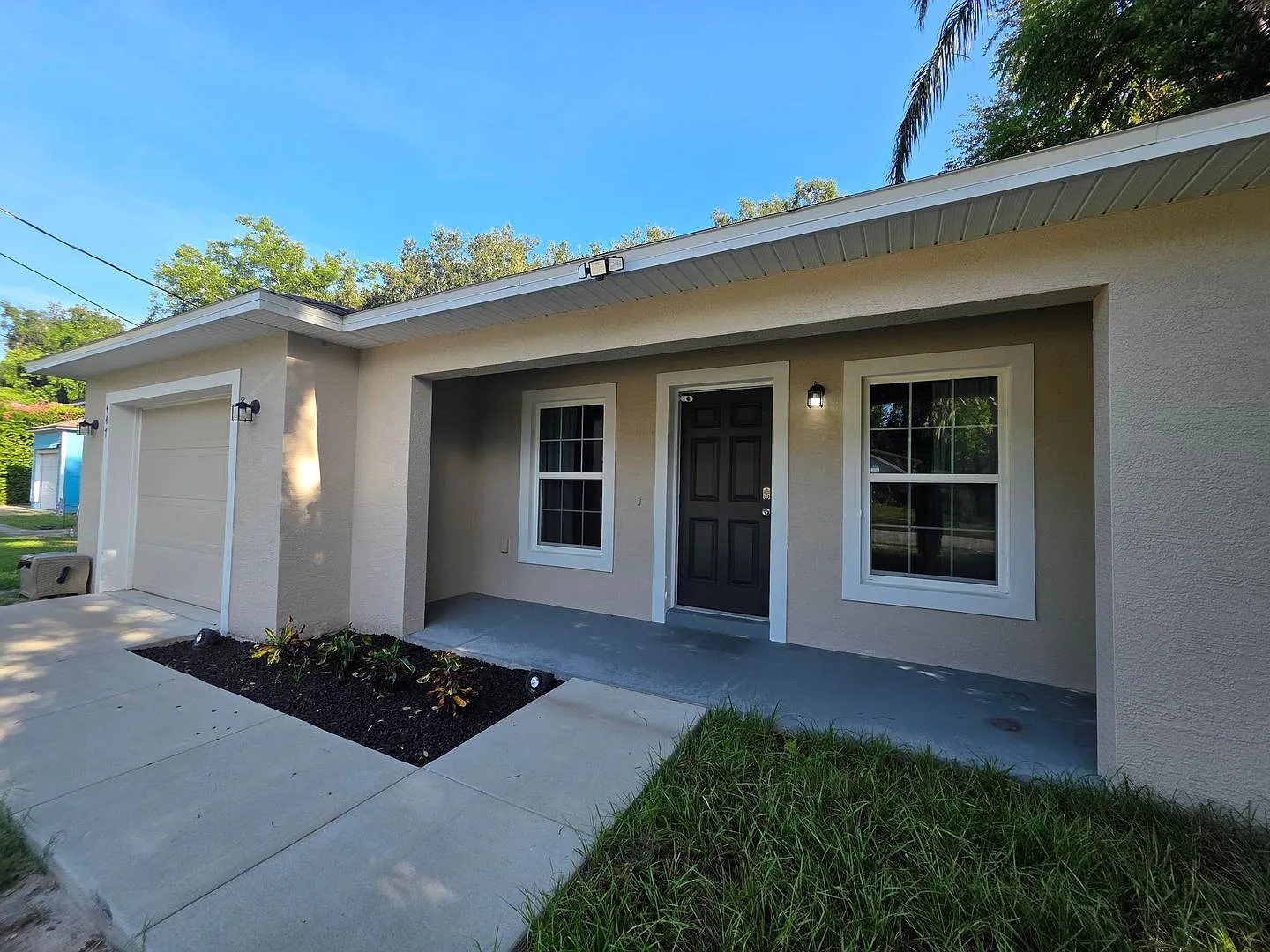Beautiful 3-Bedroom, 2-Bathroom Home in Winter Haven — Photo 4