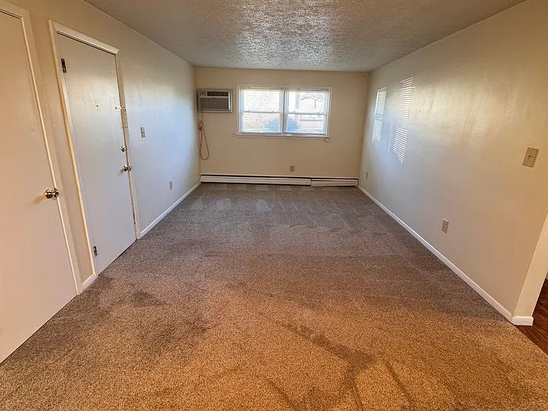 North Highland Apartments — Photo 6