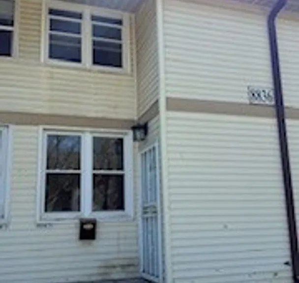 8836F N 95th St — Photo 1