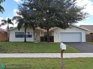 3320 NW 97th Ave, Sunrise, FL 33351