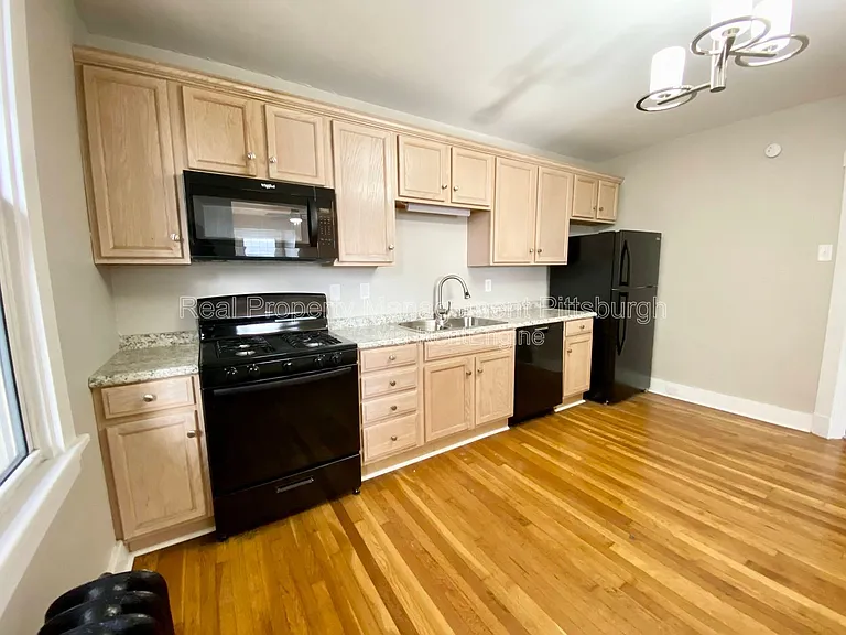 5735 Phillips Ave #2 — Photo 5