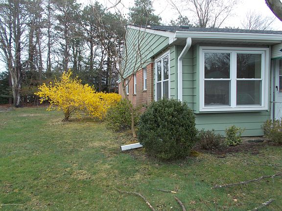3rd image of 971A Constitution Blvd