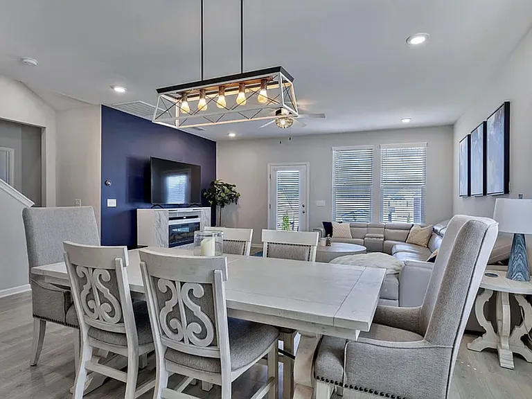 5040 Sunflower Ln — Photo 11
