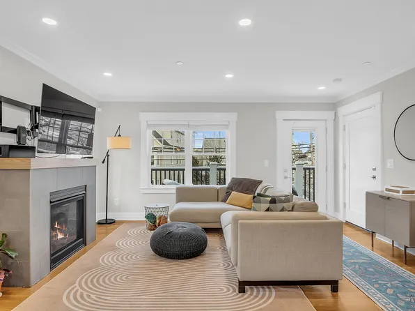 2 Morrison Ave #2A, Somerville, MA 02144