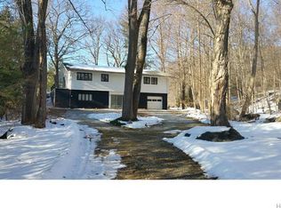 86 Pudding St, Putnam Valley, NY 10579