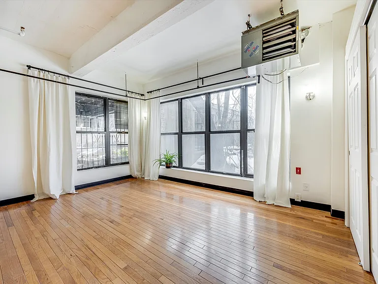 Berry Lane Lofts — Photo 35
