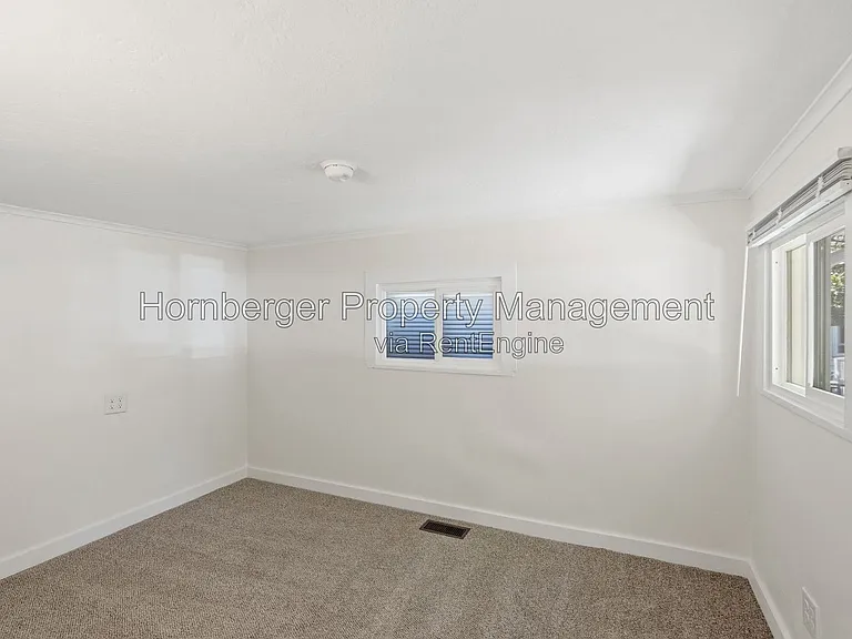 1111 W Central Ave — Photo 10