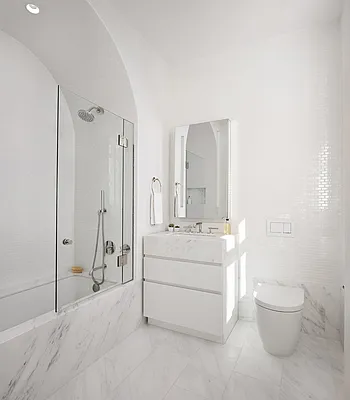 Sold by Compass | media 9