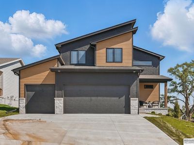 17542 Potter St, Bennington, NE, 68007