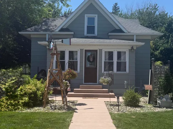 102 S King St, Dimock, SD 57331