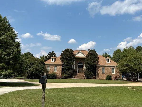8585 Simpson Point Rd, Grant, AL 35747
