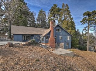 1025 Playground Dr, Crestline, CA 92325
