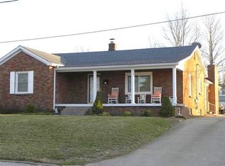 903 E Walnut St, Fort Branch, IN 47648