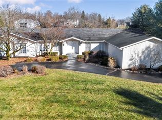 2901 Vesper Dr, Akron, OH 44333