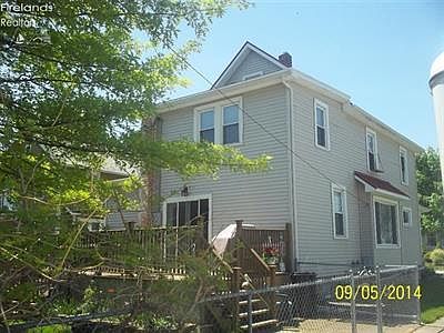 5th image of 1135 Stilwell Ave