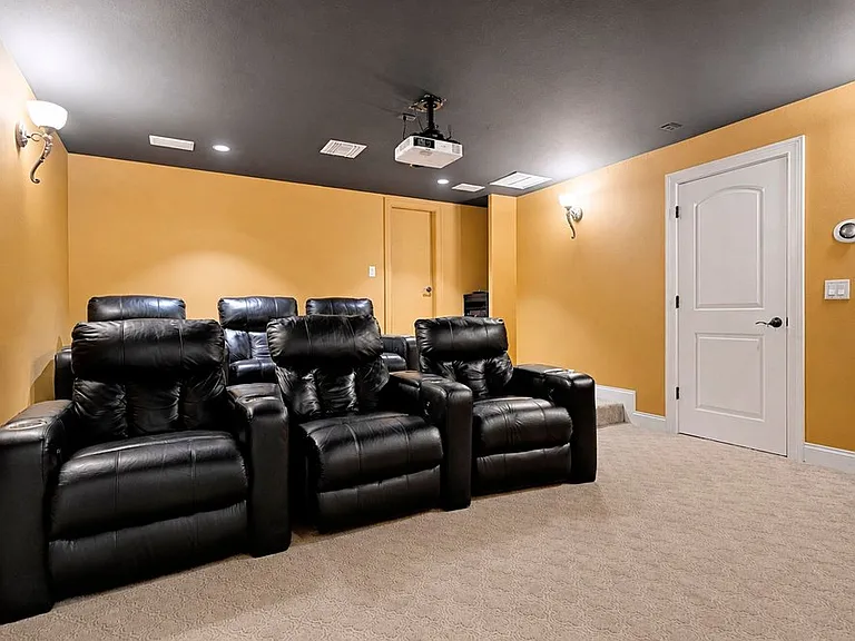 11051 Coniston Way — Photo 47