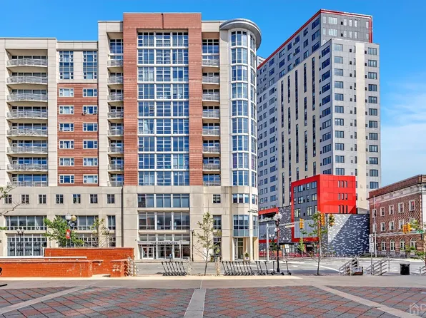 20 Livingston Ave Unit 801, New Brunswick, NJ 08901