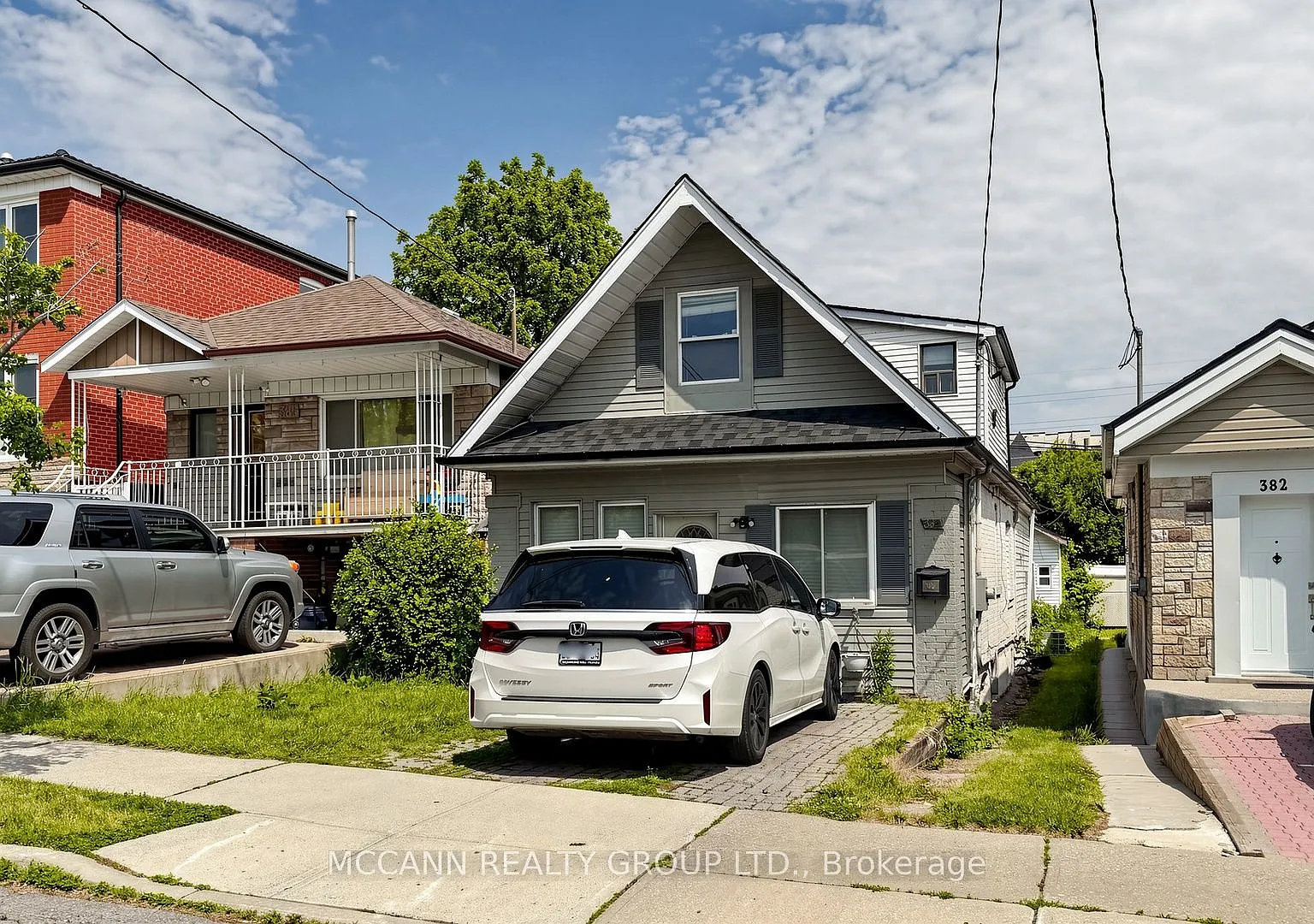 2 bed, $2,400 — Photo 2