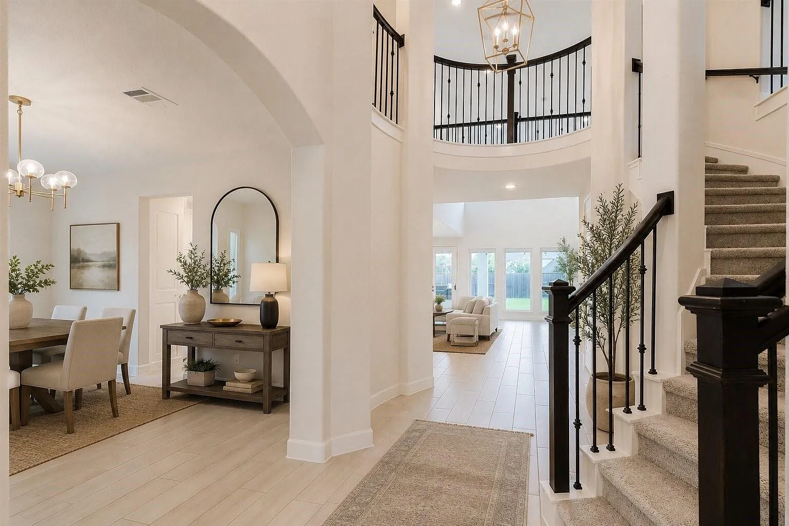5 bed, 4.5 bath, 3471 sqft, $5,495 — Photo 4