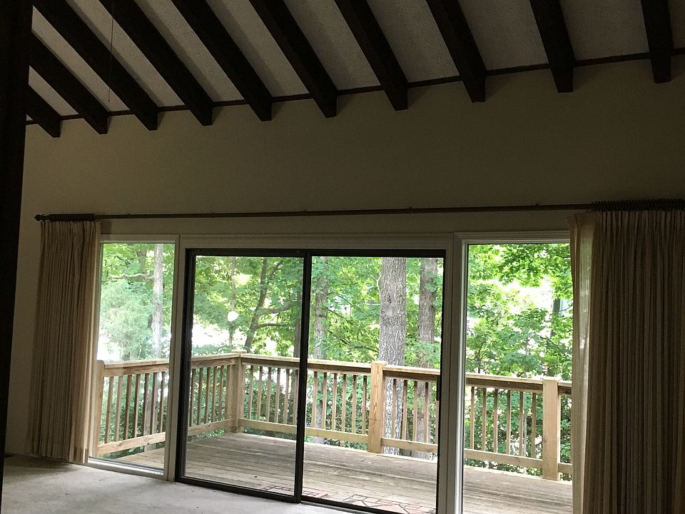 2nd image of 2324 N Peachtree Ct