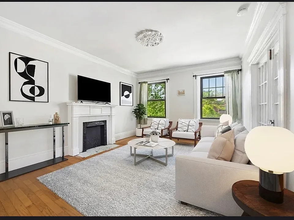 26 Medfield St #2