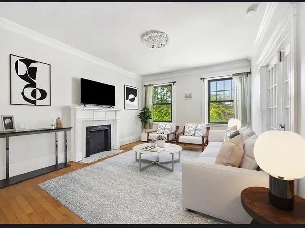 26 Medfield St APT 2, Boston, MA 02215