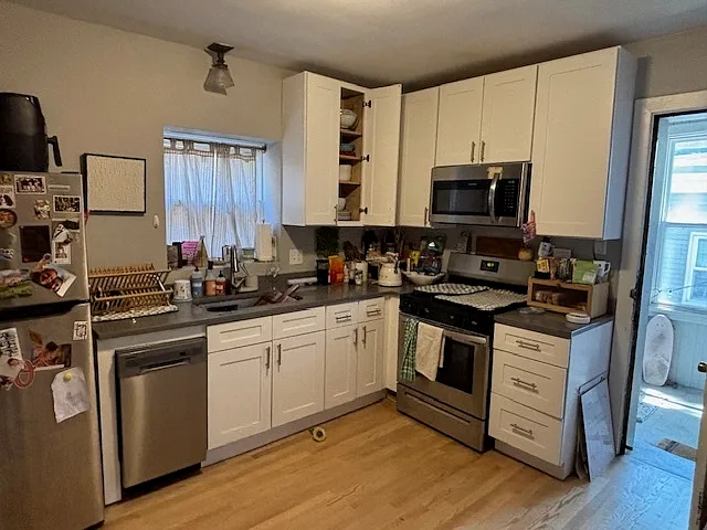 2233 W Armitage Ave #1 — Photo 4