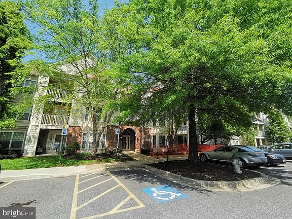 5th image of 18801 Sparkling Water Dr Unit 8-303
