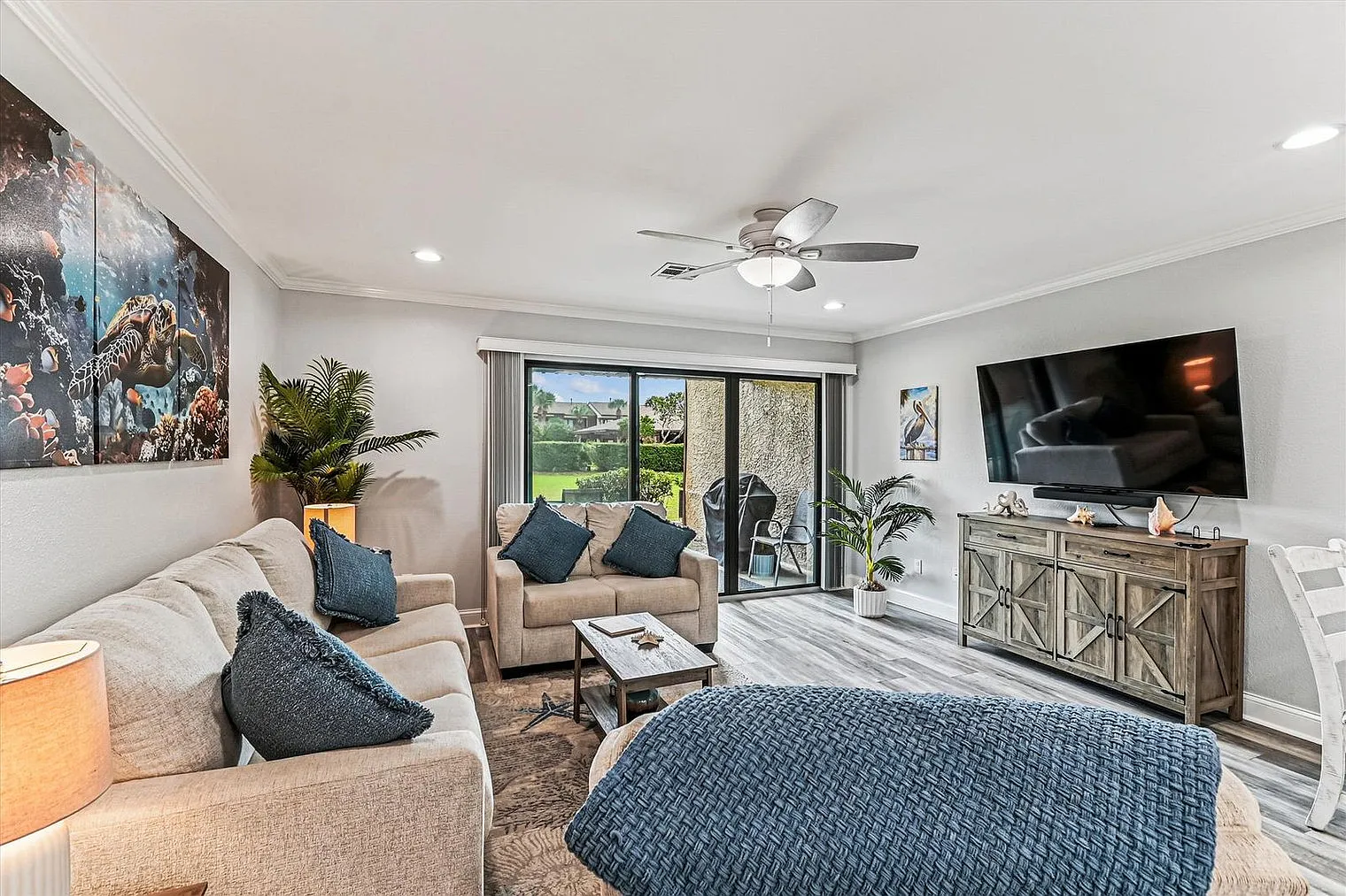2 bed, 2.0 bath, 1097 sqft, $3,448 — Photo 1