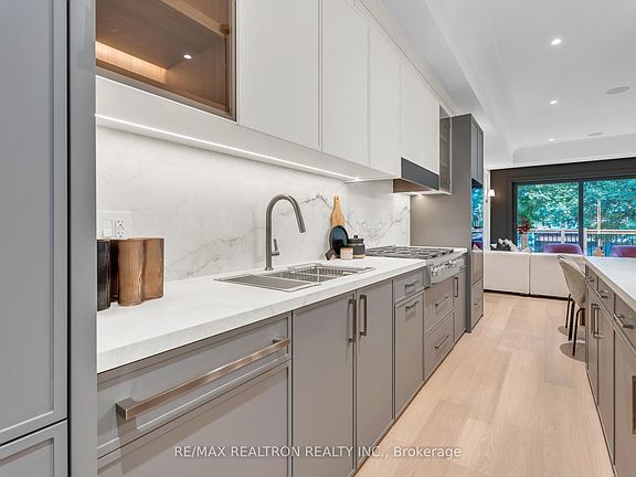 5th image of 105 Rumsey Rd