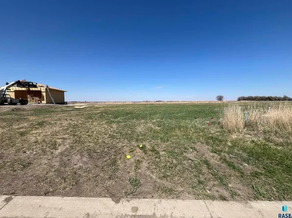 808 W Beck St, Worthing, SD 57077