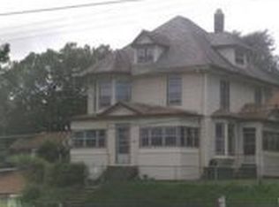 7624 N 30th St, Omaha, NE 68112