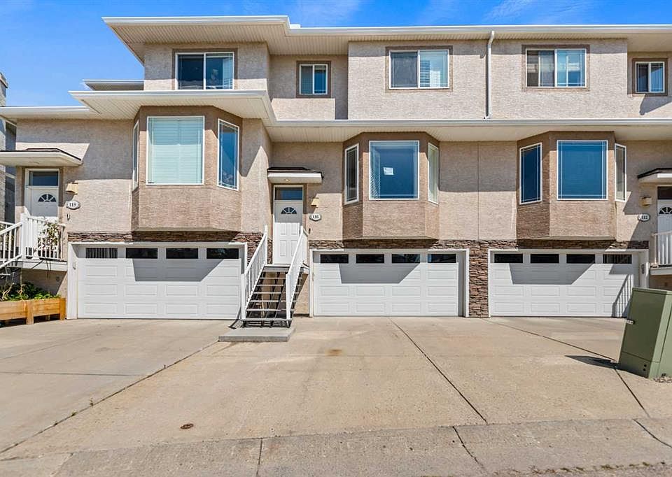 1st image of 116 NE Country Hills Gdns NW