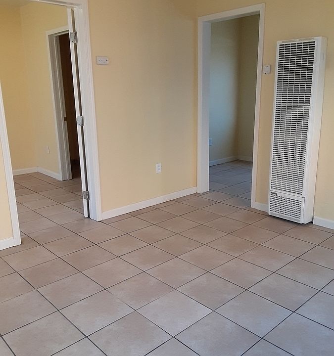 1st image of 444 W 21st St #444