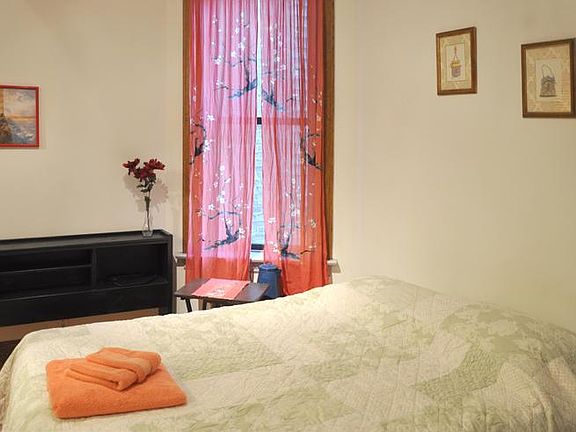 5th image of 2633 N Kimball Ave #1